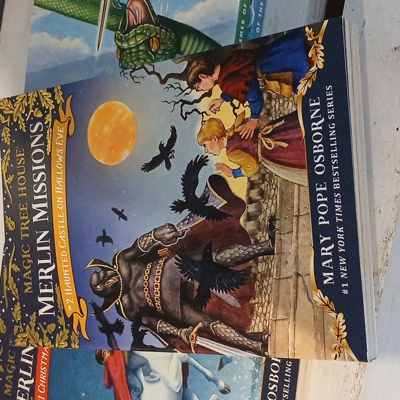 Magic Tree House Collection - Picture 3 of 5